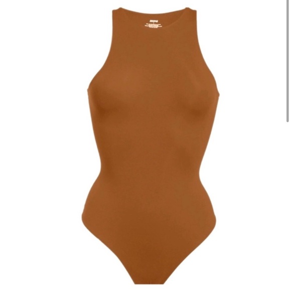 SKIMS Fits Everybody High Neck Bodysuit - Picture 1 of 4